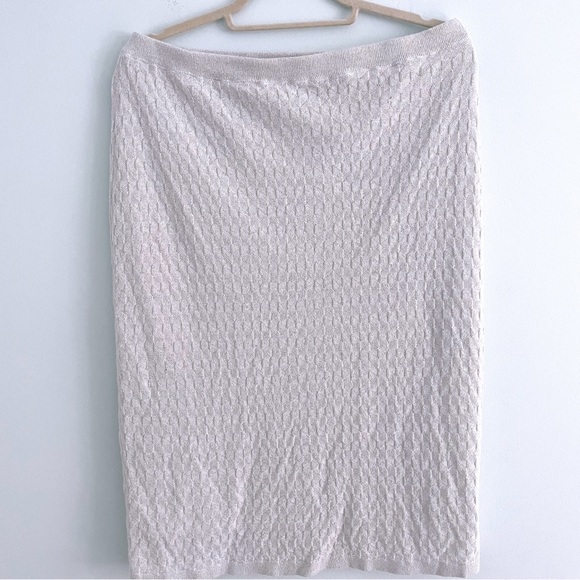 Knit Sweater and Midi Skirt Set with Gathered Sleeves and Metallic Silver Thread - Picture 3 of 7